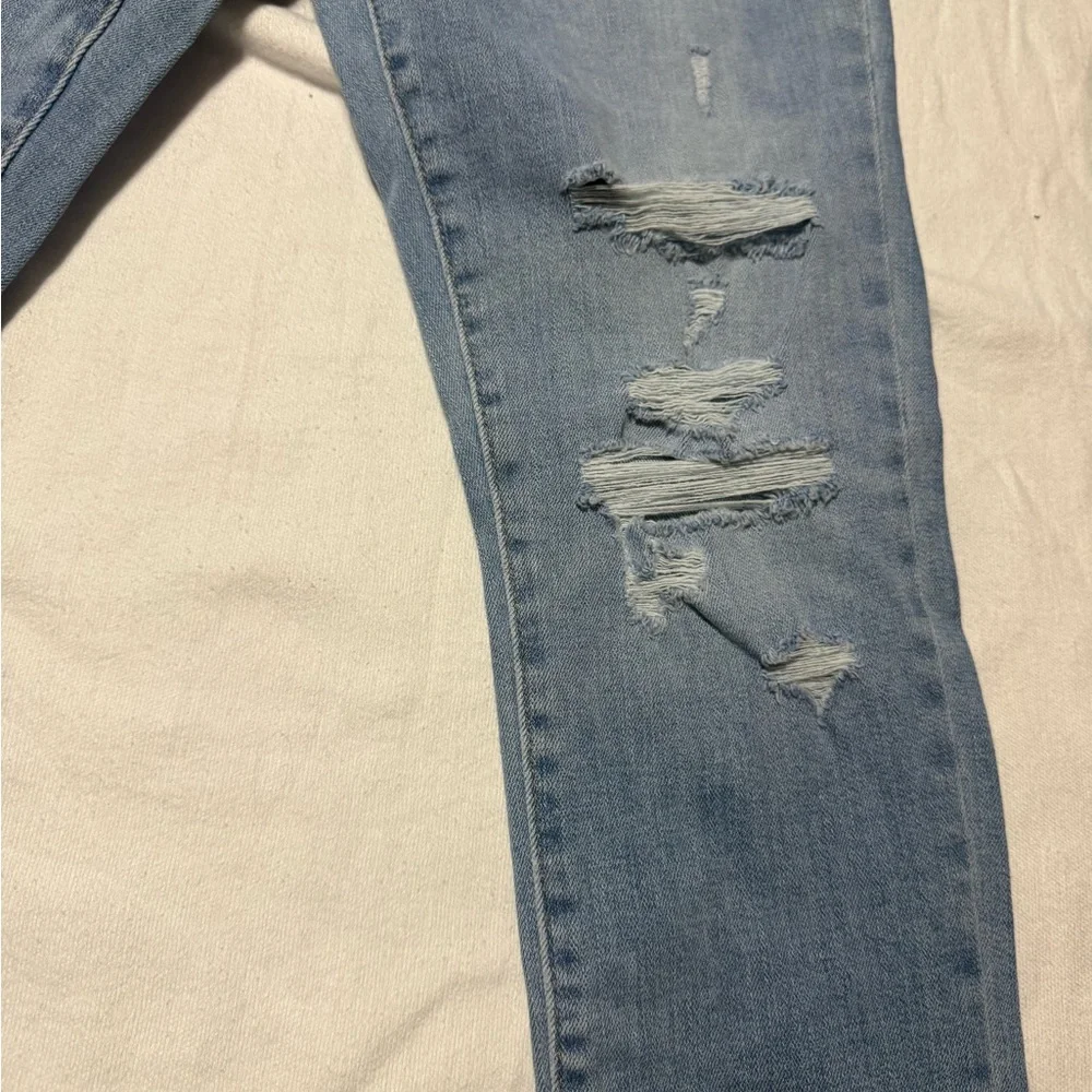 Levi's 711 Light‎ Blue Distressed Skinny Jeans